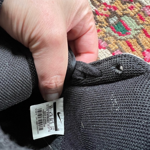 Nike Air Force Black High Tops - W 7.5 / Y6 - Picture 4 of 5